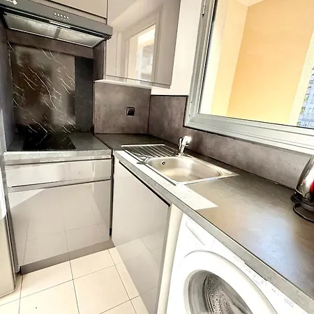 Apartment - For 2 People - Parking - Swimming Pool - Air Conditioning